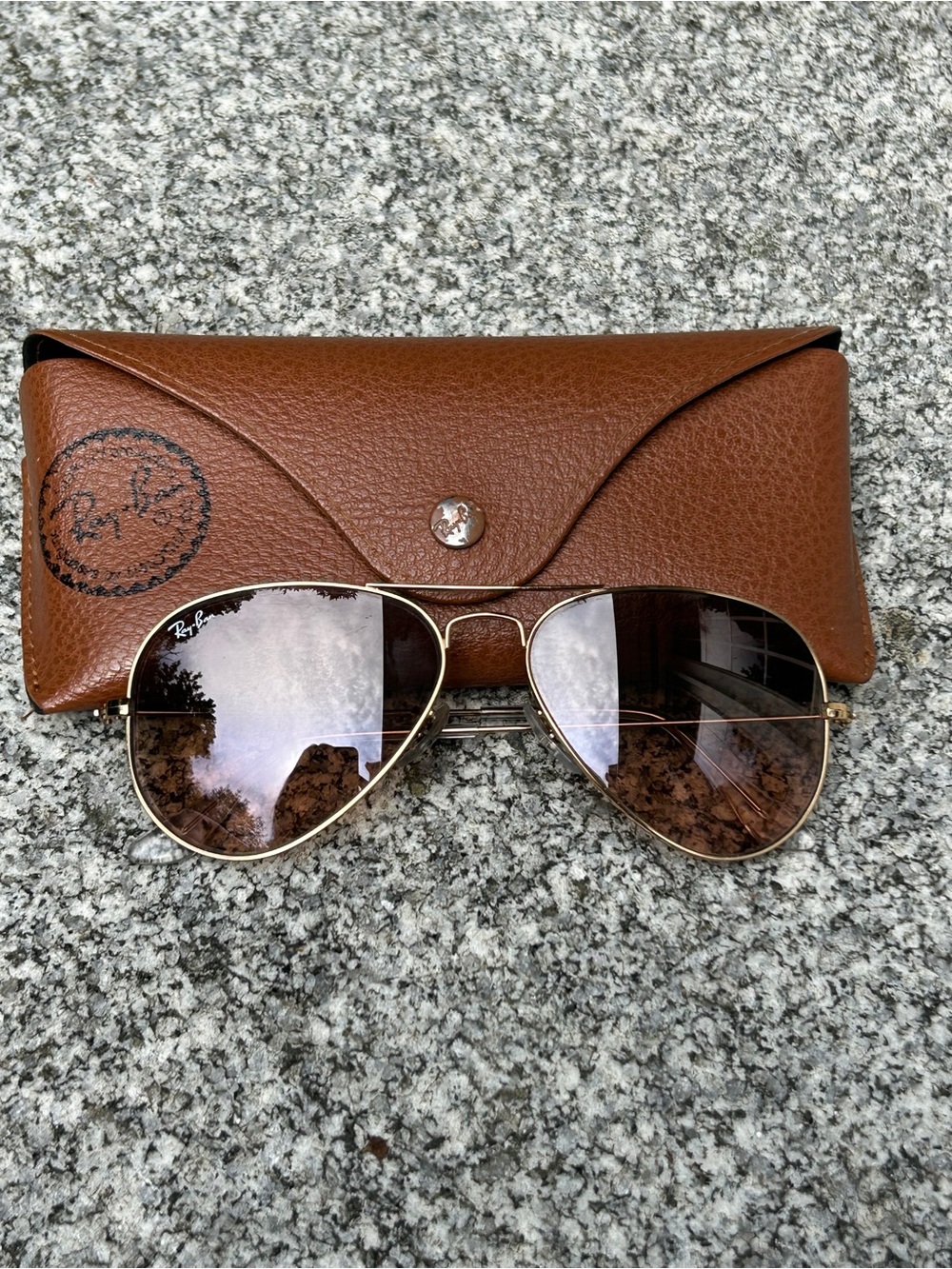 Ray-Ban Women's Gold Aviator Sunglasses with Rose Gradient Lenses RB 3025